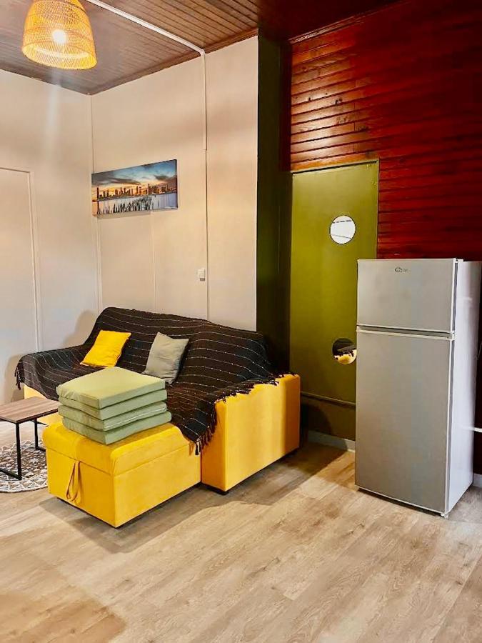 Zolene Bed & Breakfast Saint Pierre Bagian luar foto